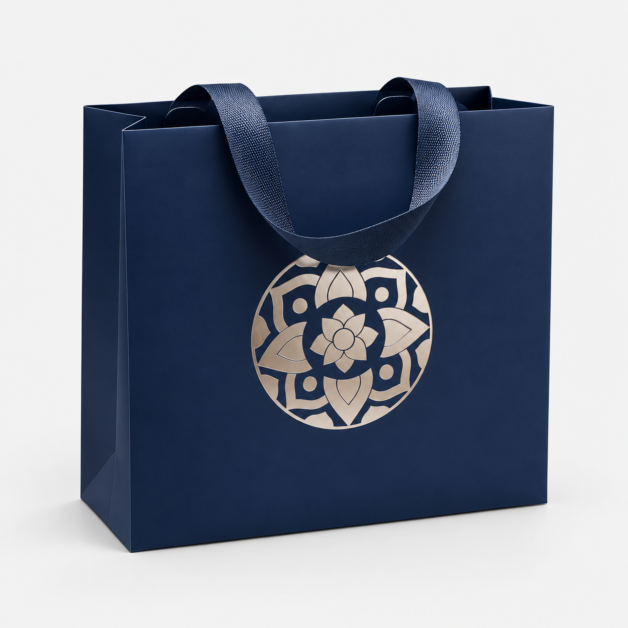 Bolsa azul marino con rangoli metálico (002)
